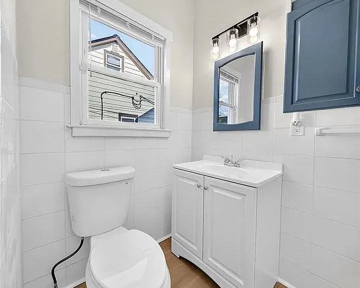 615 W 13th St — Photo 12
