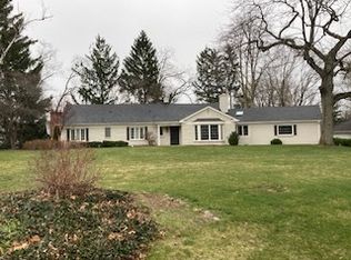 501 Mead Ct, Geneva, IL 60134