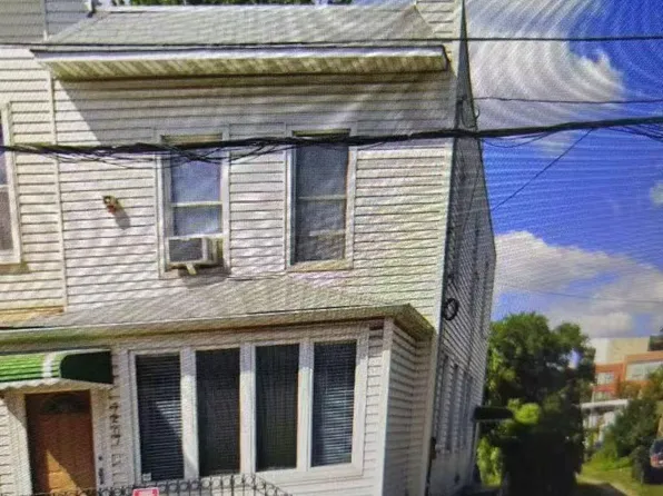 72-07 57th Drive, Maspeth, NY 11378