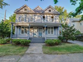 240 Philadelphia Ave, Pittston, PA