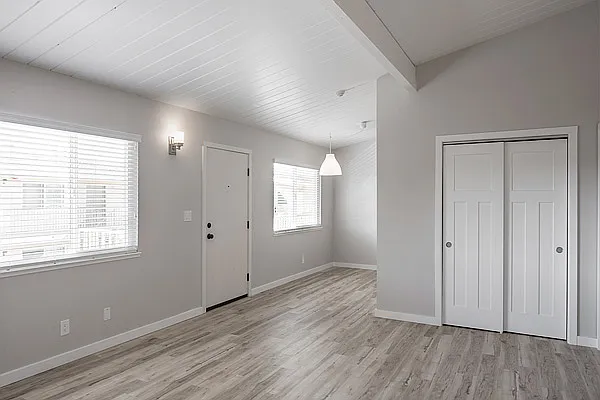 Of living room to Kitchen