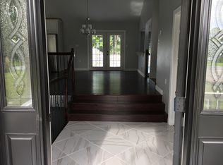 2206 Surrey Dr, Morgantown, WV