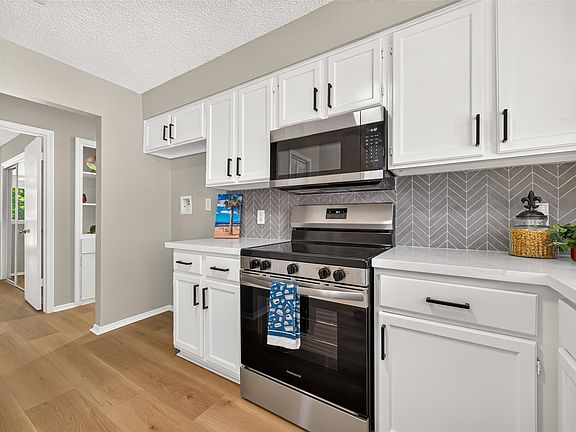 5th image of 23219 Calico Corners Ln