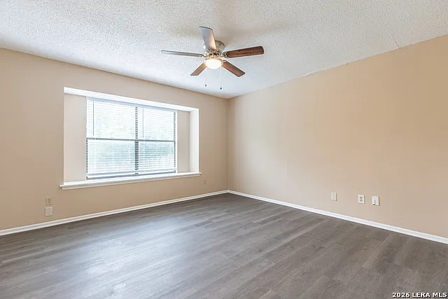 5814 Pineway St — Photo 20