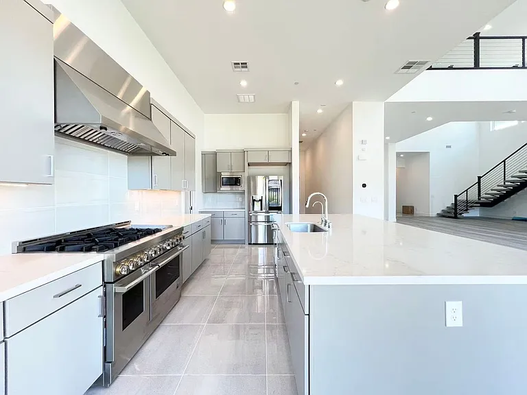 10743 Patina Hills Ct — Photo 8
