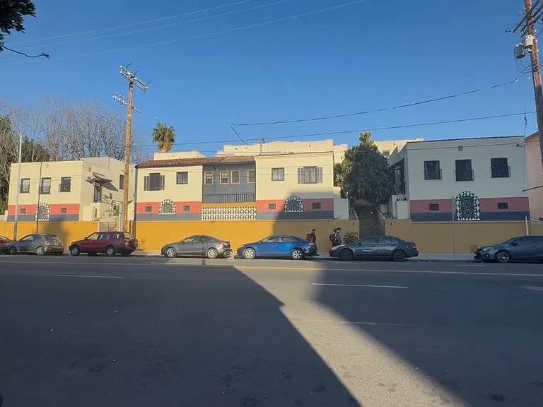 630 N Virgil Ave #630 — Photo 12