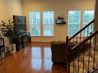 42632 Melville Ter, Ashburn, VA 20148
