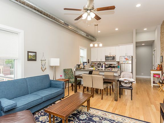 3rd image of 3759 N Western Ave #3