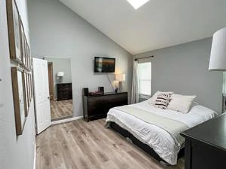 1421 Felspar St #3 — Photo 5