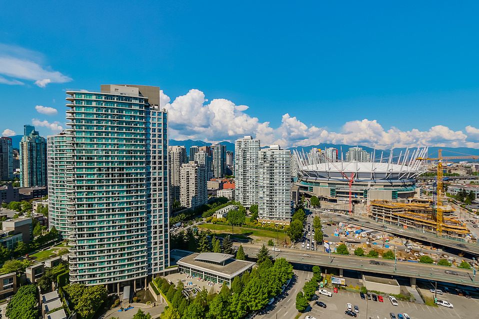 1st image of 1009 Expo Blvd #2206