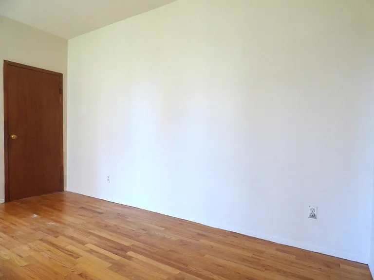 501 E 85th St #5B — Photo 10