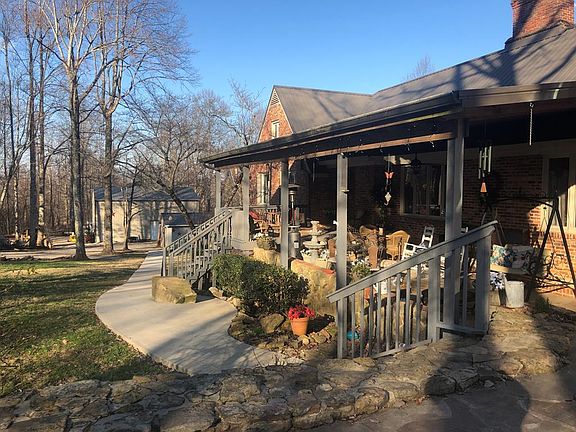 4th image of 2489 Crossville Hwy