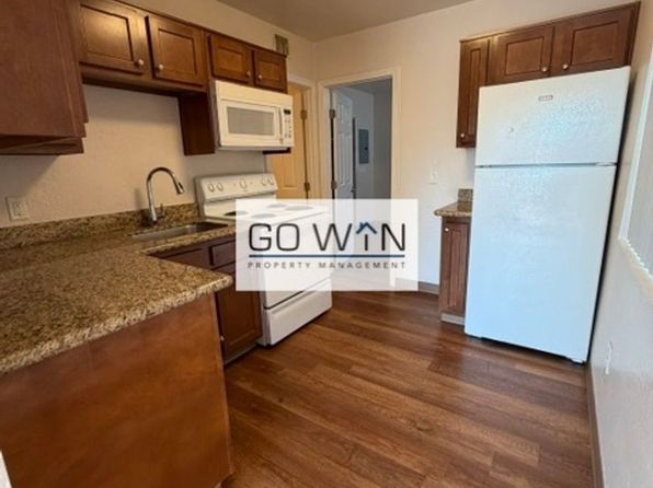1325 N 30th Dr APT 15