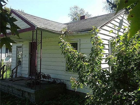 2nd image of 6030 Wildhurst Ln