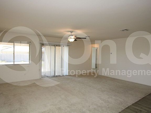 4th image of 2537 N McDonald Ln