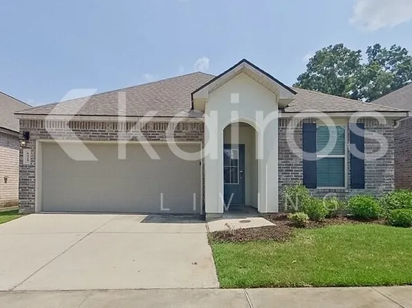 6425 Tiger Pointe Dr, Baton Rouge, LA 70817
