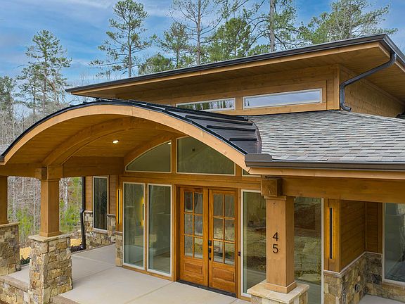 4th image of 45 Meandering Way Ct