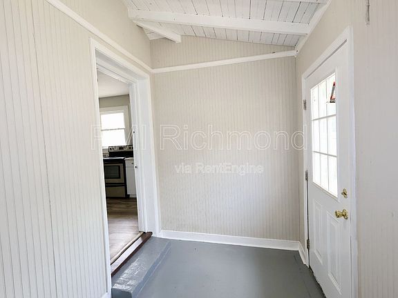 4th image of 13003 W Patrick Henry Rd