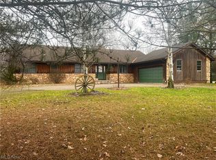 10263 Cemetery Rd, Burbank, OH 44214