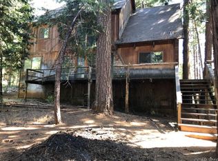 2677 Saint Moritz Dr, Arnold, CA 95223