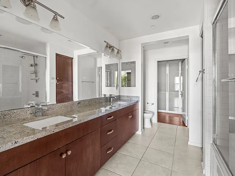 1901 S Victoria Ave #201 — Photo 23
