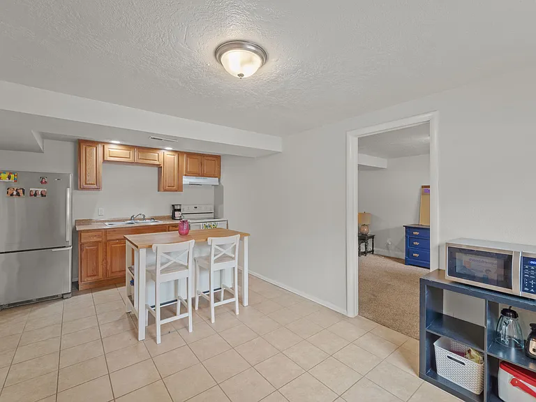2352 N Circle Dr #B — Photo 6