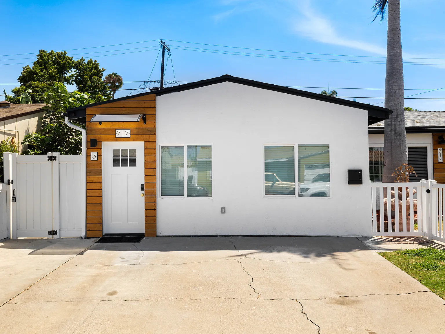 1 bed, 450 sqft, $2,050 — Photo 2