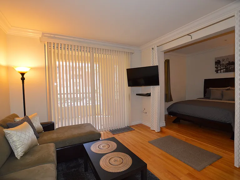 230 E Flamingo Rd #210 — Photo 4