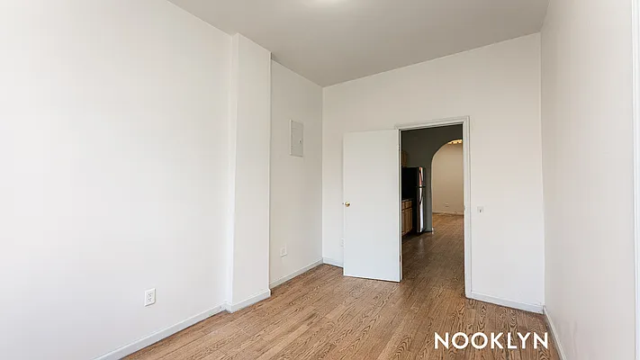 Rented by Nooklyn NYC LLC | media 6