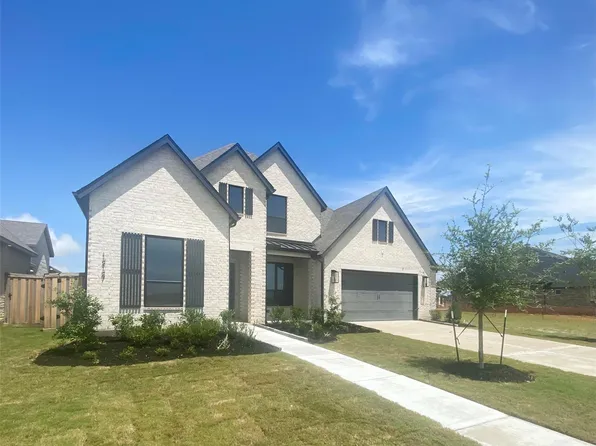 12127 Lake View Blvd, Mont Belvieu, TX 77523
