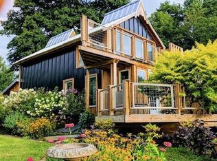 239 Eastern Pkwy, Germantown, NY 12526