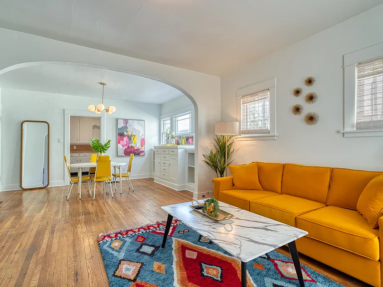 2215 SE Powell Blvd #2 — Photo 9