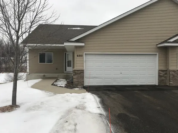 605 Amber Ln, Buffalo, MN 55313