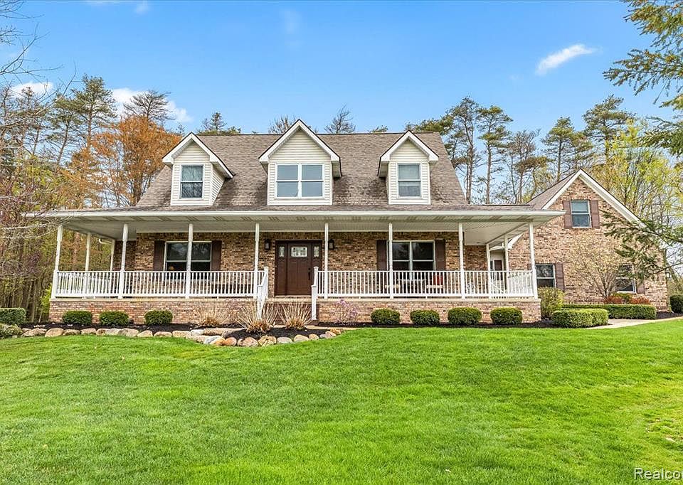 8316 Abalone Way, Pinckney, MI 48169 Zillow
