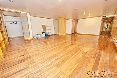 Rented by Genik Group Corp