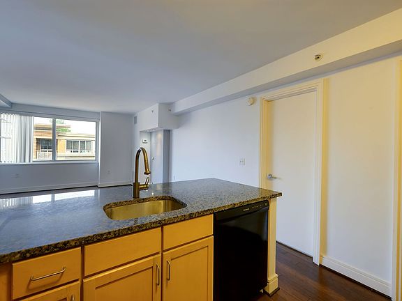 4th image of 800 4th St SW APT N518