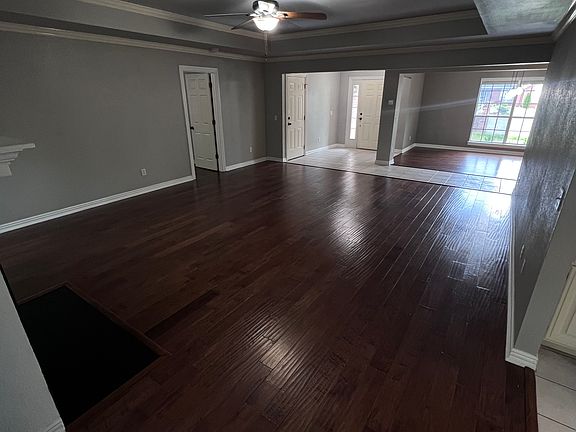 5th image of 2669 E Tulip Ct