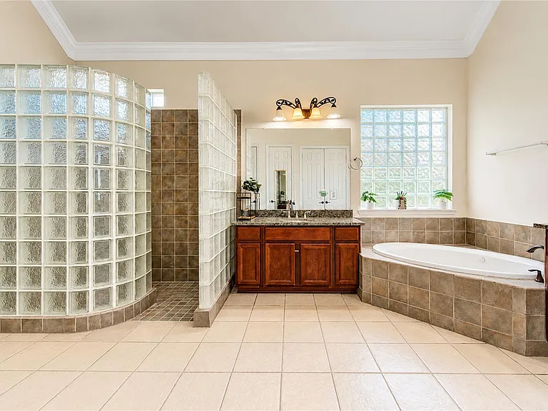 11422 Carson Field Ln — Photo 31