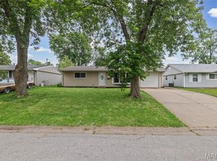 605 W Adams St, O'Fallon, IL 62269