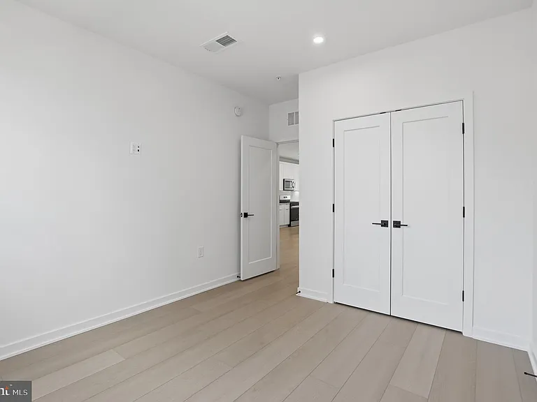 4759 Sully Point Ln #405 — Photo 24