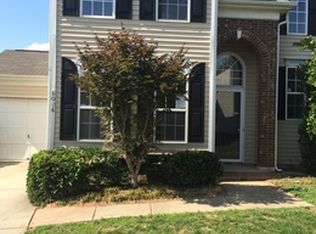 6006 Fiddleleaf Ct, Charlotte, NC 28215