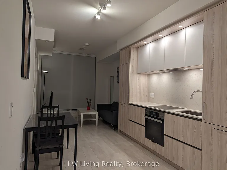 15 Mercer St #602 — Photo 4