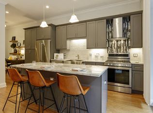Monroe Aberdeen Place, Chicago, IL 60607