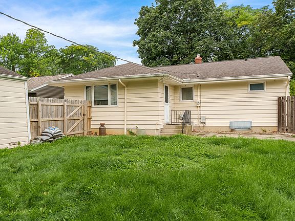 2nd image of 1507 Gorham Pl