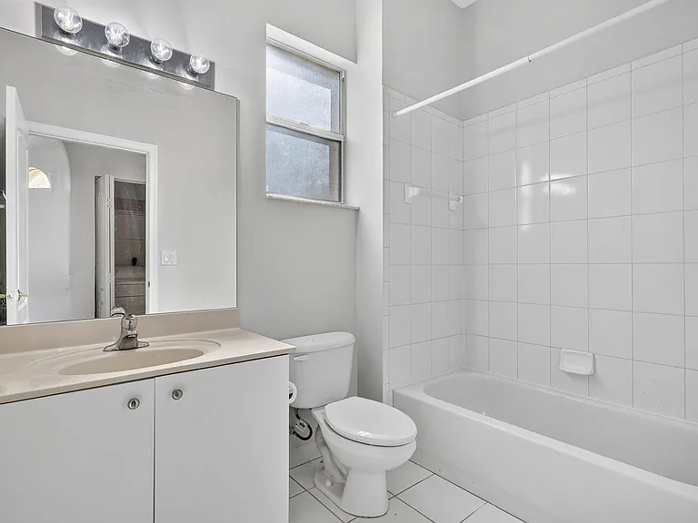 5614 Sunberry Cir — Photo 27