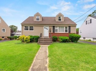 657 Richfield Ave, Kenilworth, NJ 07033