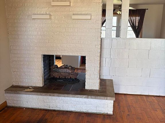 5th image of 4387 N West St