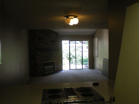 4th image of 838A McDonald St SE
