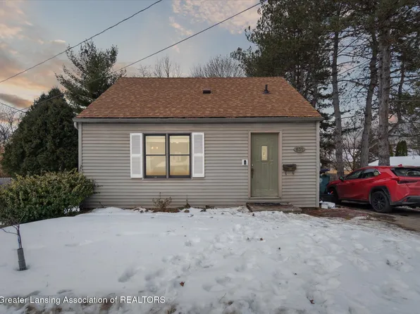 631 N Hagadorn Rd, East Lansing, MI 48823