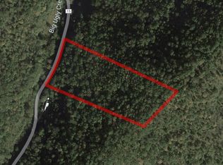 335 Big Ugly Rd, Harts, WV 25524